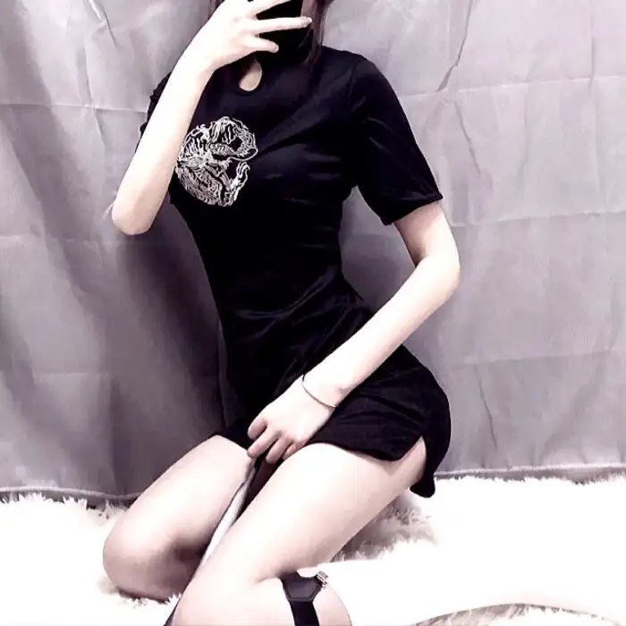 铁窗外的春天